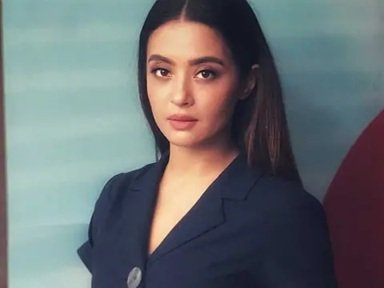 Surveen Chawla: Age, Career, Family, Net Worth & Life Story surveen chawla age