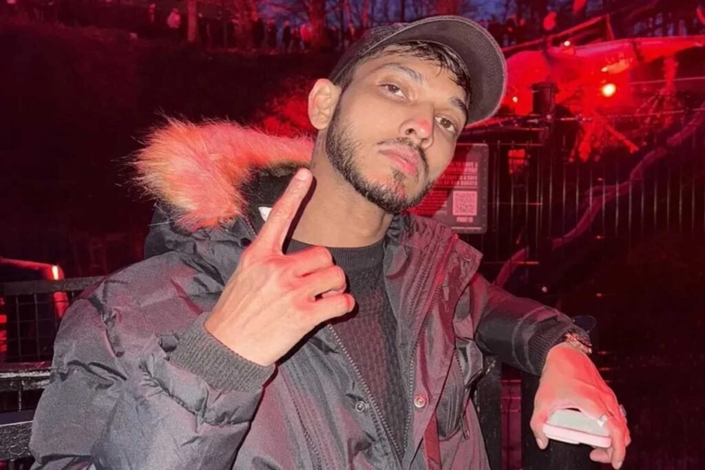 Talha Anjum: Age, Career, Songs, Net Worth & More talha anjum age