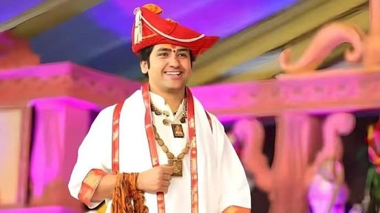 dhirendra krishna shastri age