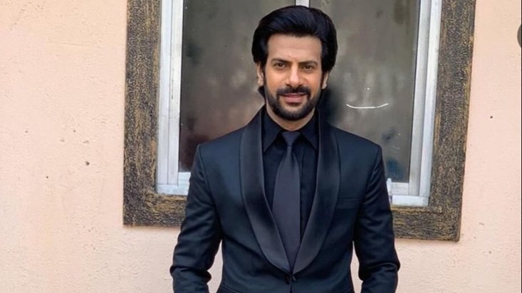 karan mehra age