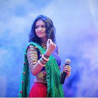 kinjal dave age
