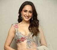 pragya jaiswal age