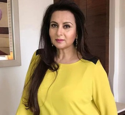 poonam dhillon age