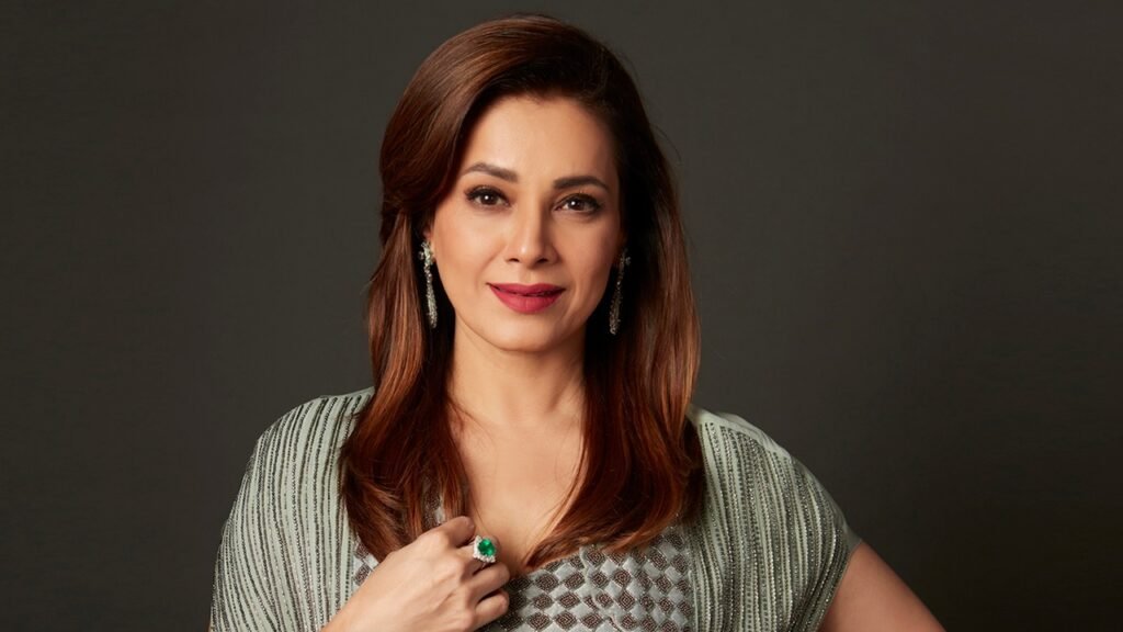 neelam kothari age