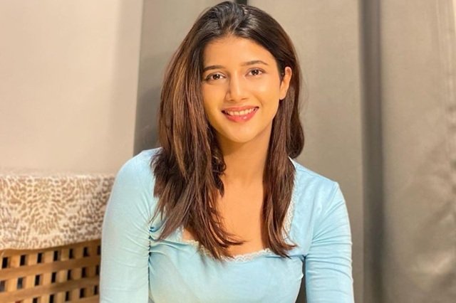 samridhi shukla age